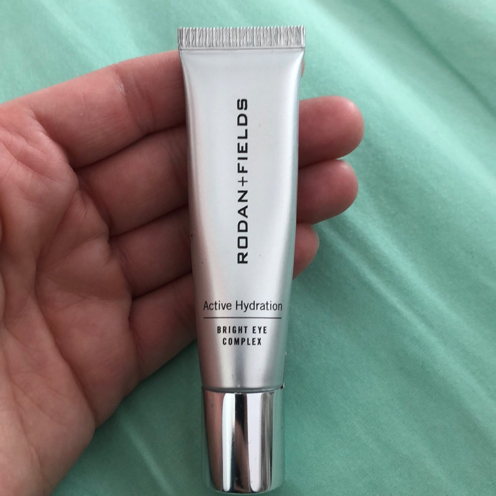 Roadan and Fields bright eye complex